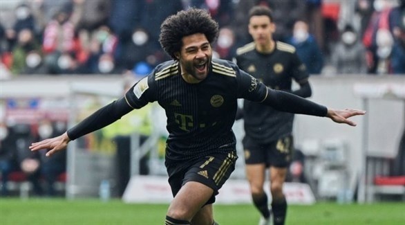 غنابري يقترب من توقيع عقد جديد