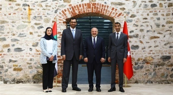 الإمارات وتركيا تعززان التعاون والاستثمار في