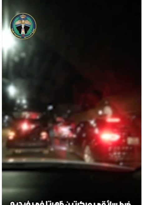 ضبط سائقي ثلاث مركبات ظهروا في