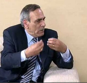 رئيس الوزراء ينعى وزير العمل الأسبق