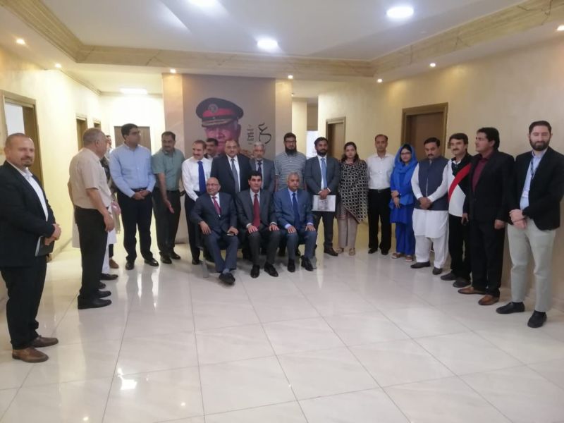 الادارة المحلية تشارك تجاربها البيئية مع