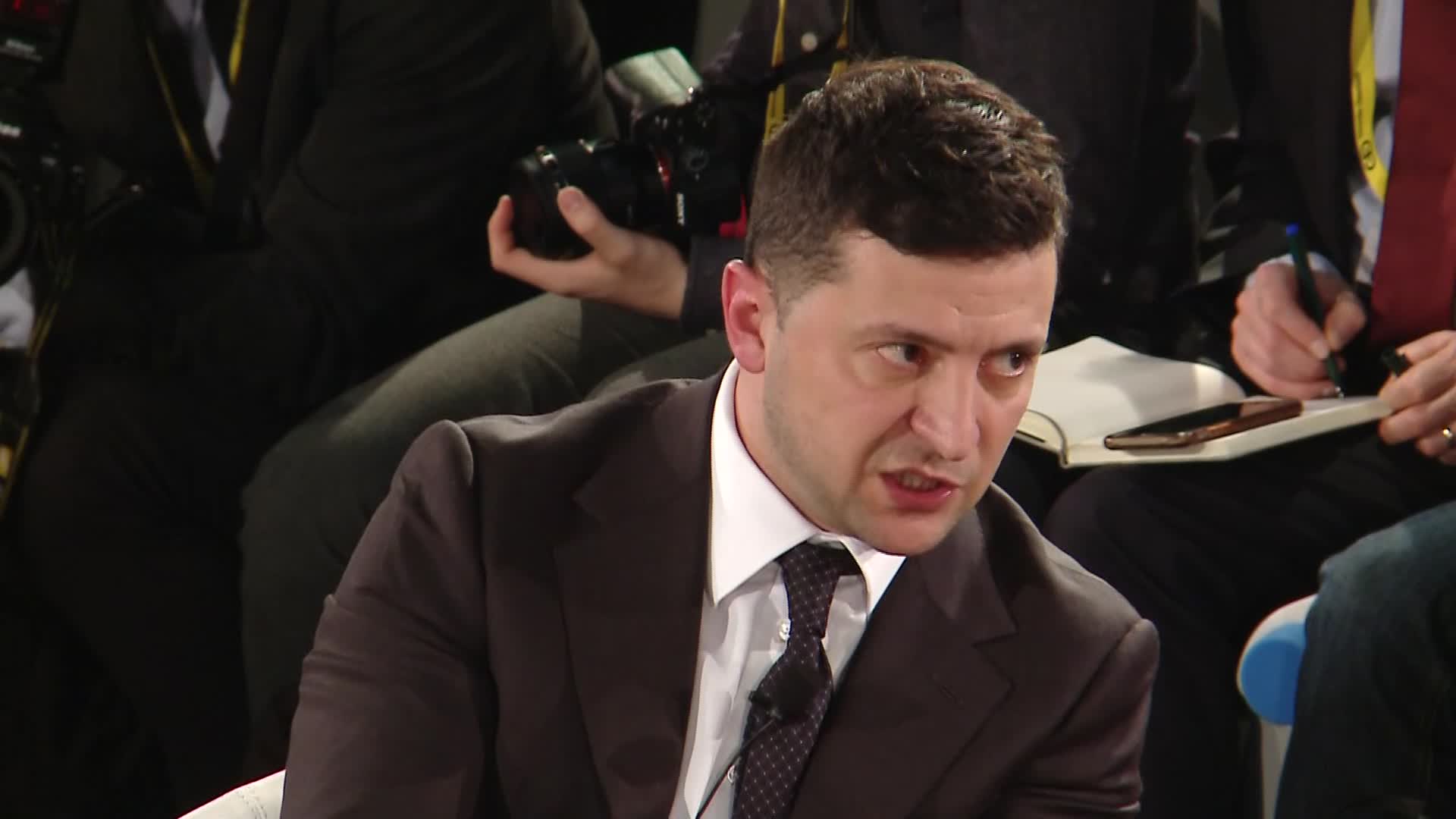 فضيحة صديق رئيس أوكرانيا الذي يقود