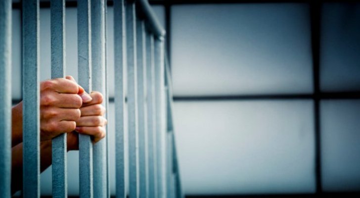 حبس معالج شعبي 6 أشهر بعد