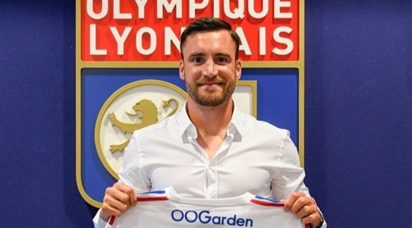 أولمبيك ليون يعلن ضم الأرجنتيني تاليافيكو