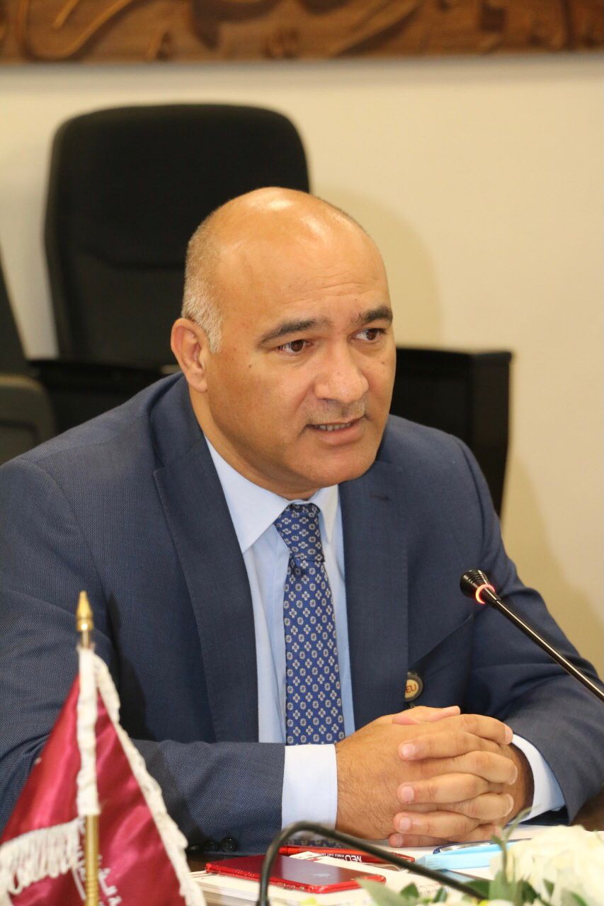 إرادة ملكية بتعيين أنيس المنصور عضوا