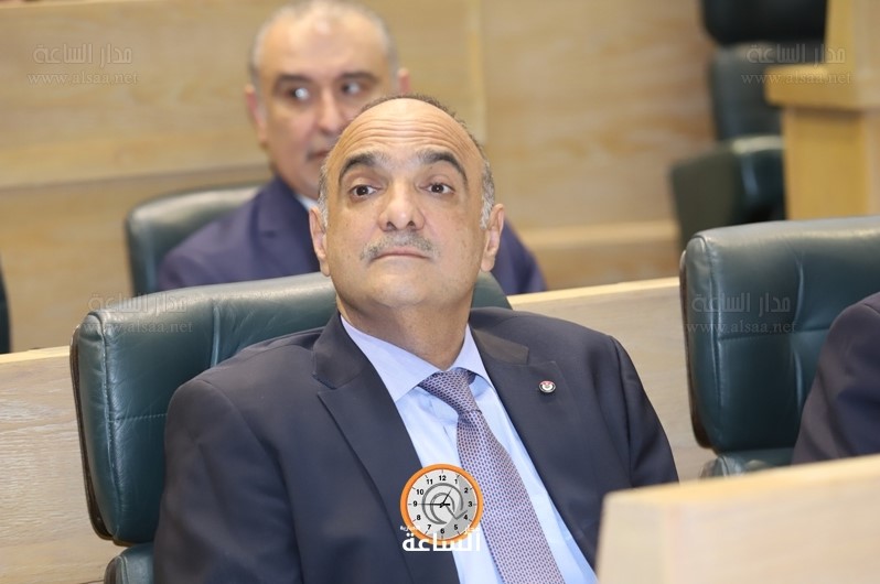 الدغمي لرئيس الوزراء: اعتذر.. النظام الداخلي