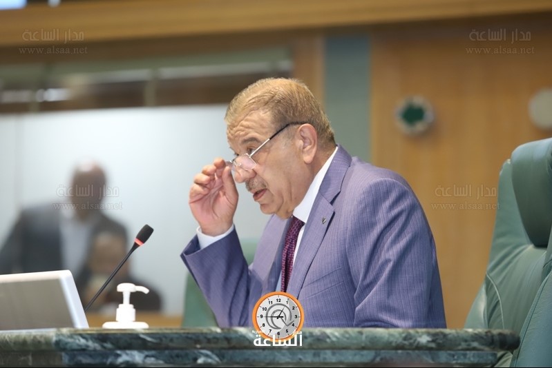 الدغمي يقترح منع عمل الوزير في