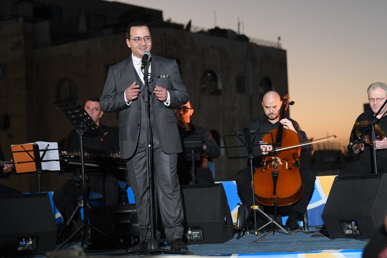 أمسية موسيقية للفنان هاني الدهشان بـ