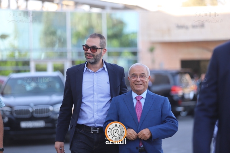 الصورة تحكي أحد امرين