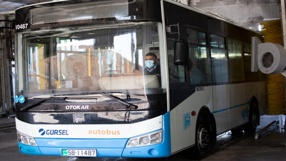 باص عمّان: إلغاء مسارين ودمج آخرين