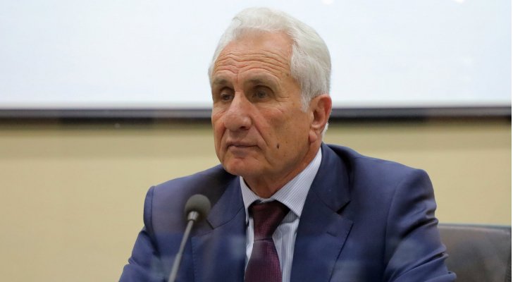 وزير التربية والتعليم: دراسة لإعادة النظر