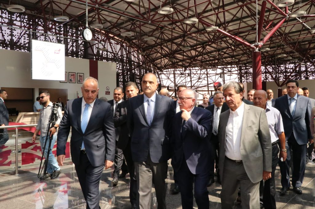 الخصاونة يفتتح محطة طارق لمشروع الباص