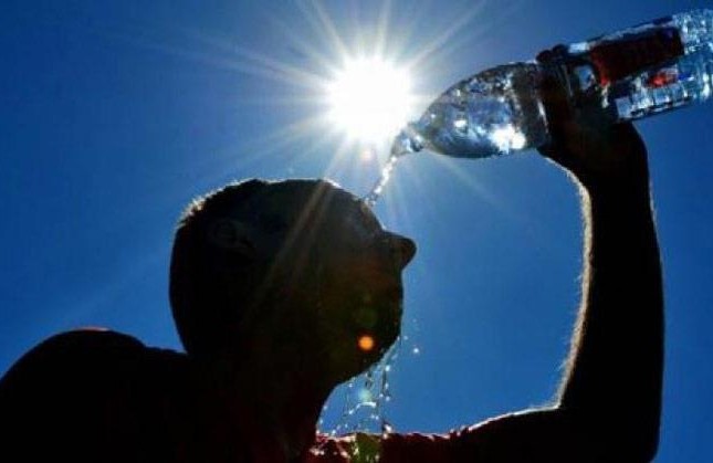 رغم التحذيرات من الأجواء الحارة.. إصابة