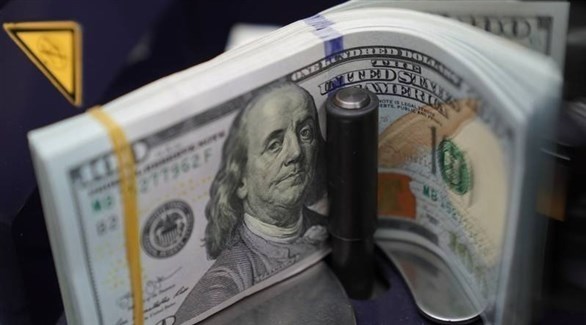 الذهب يتراجع