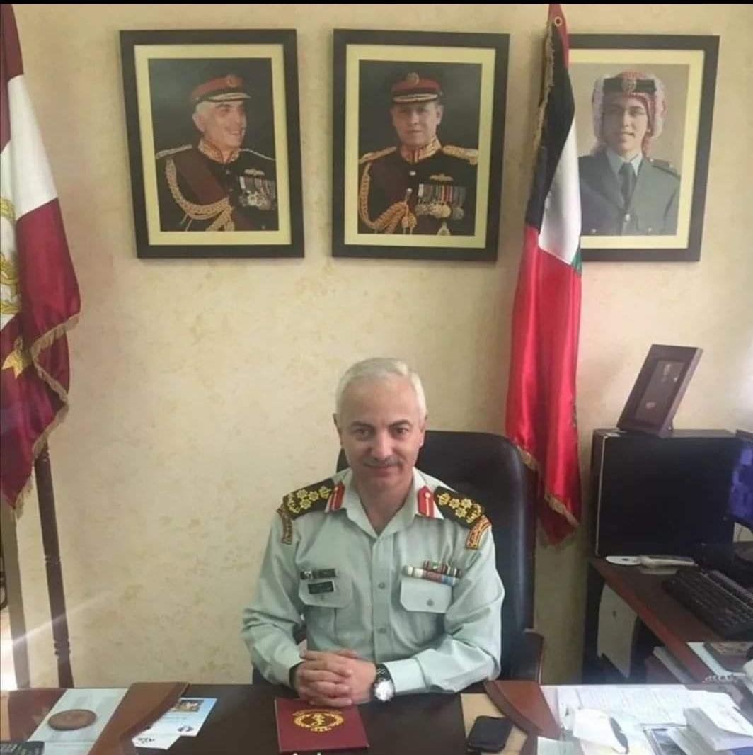 راكان فاخوري يهنئ العميد الدكتور أيهم