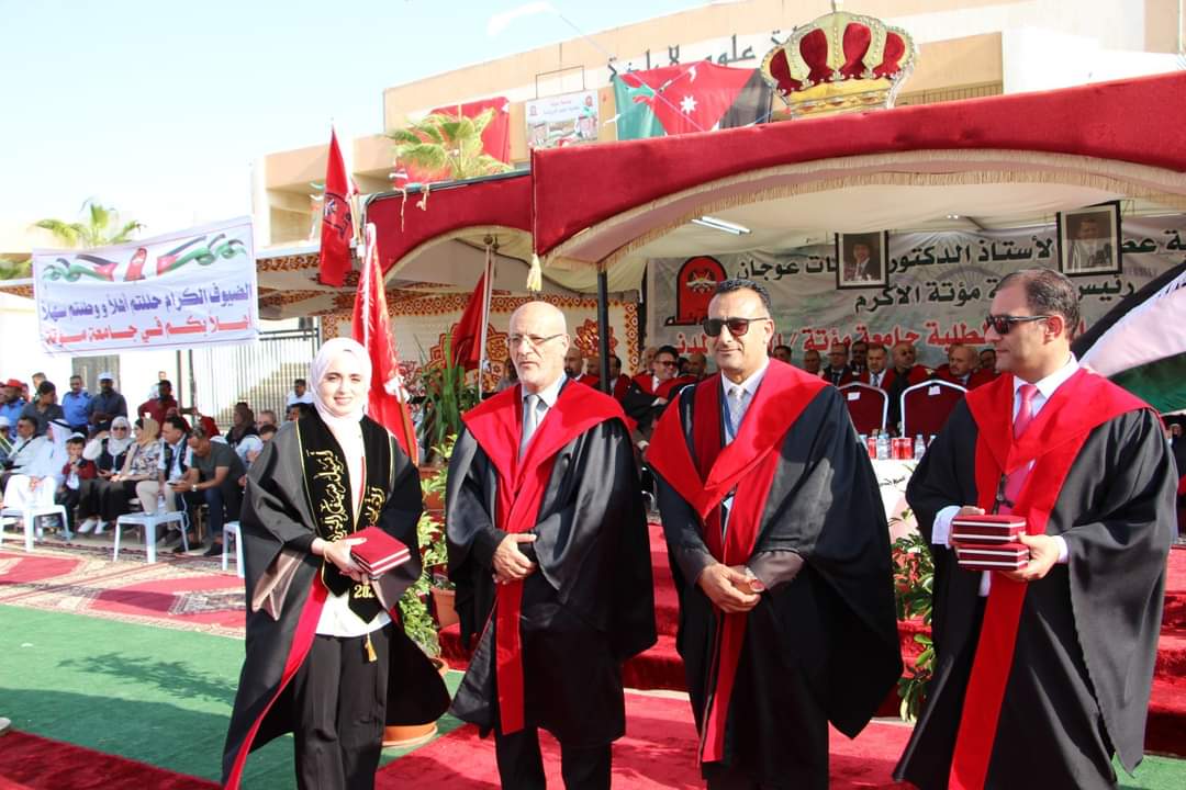 اسيل سيف الدرابيع مبارك التخرج