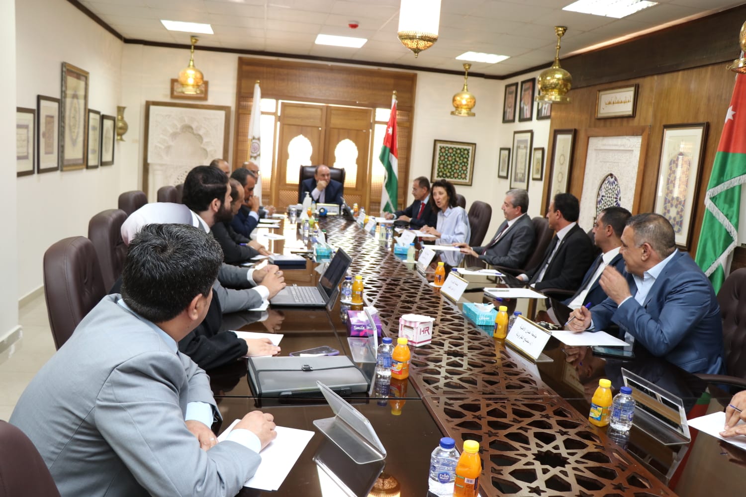 مركز التميز للخدمات المكتبية للجامعات الخاصة