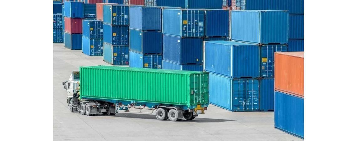 تحديات مالية ومعوقات ترخيص تهدد شركات