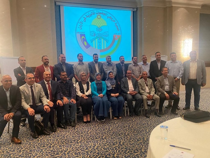 انتخاب هيئة إدارية جديدة لجمعية خريجي