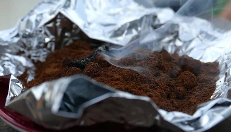 حلّ سحري.. القهوة تطرد بعوض الصيف