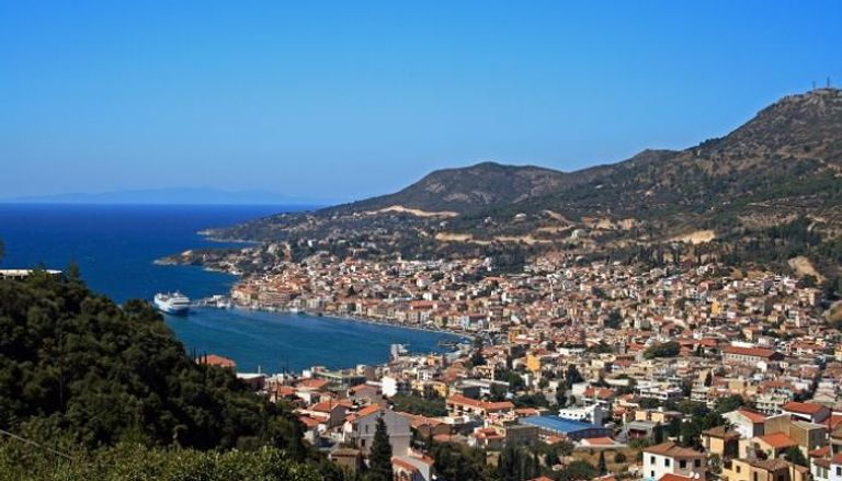 زلزال بقوة 4.8 درجة يضرب جزيرة