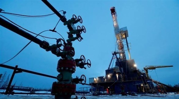 النفط يواصل خسائره