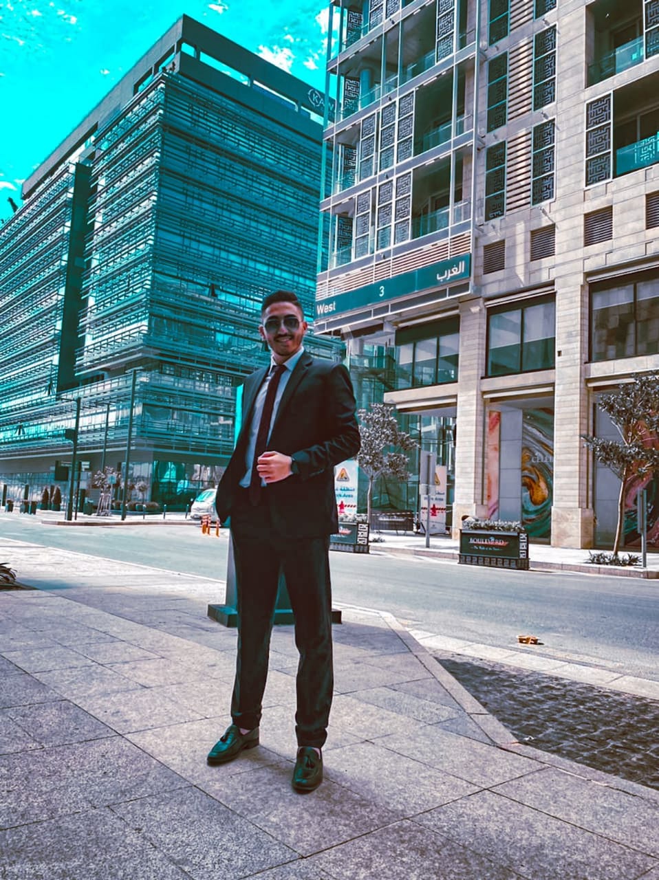 علي ناصر عواد ابو السنديان.. الف