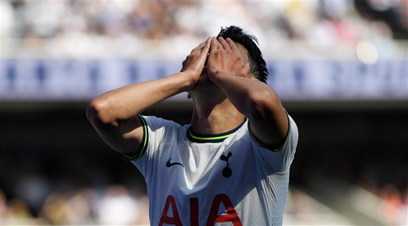 تشيلسي يحقق بإساءة عنصرية تجاه سون