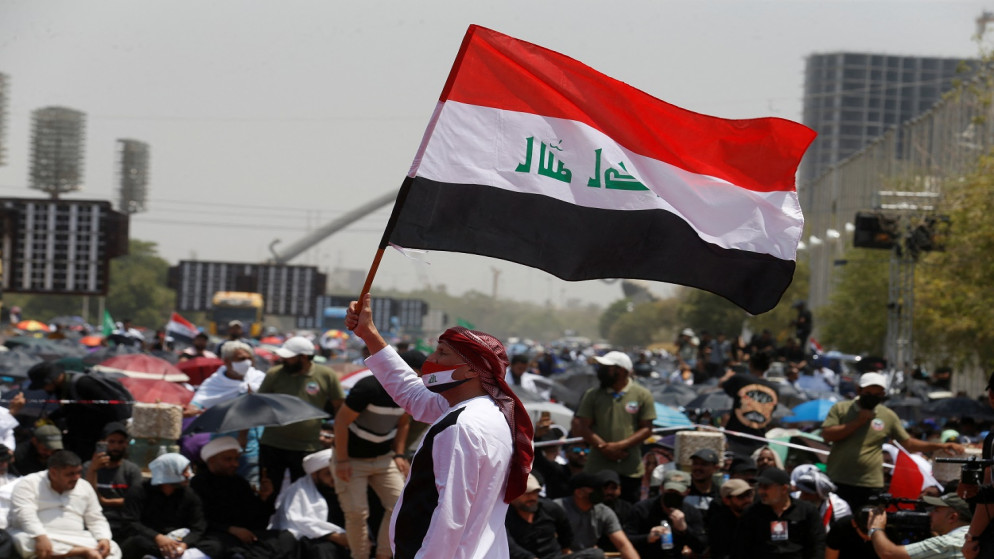 الجمود السياسي يترك آلاف الأسر الفقيرة