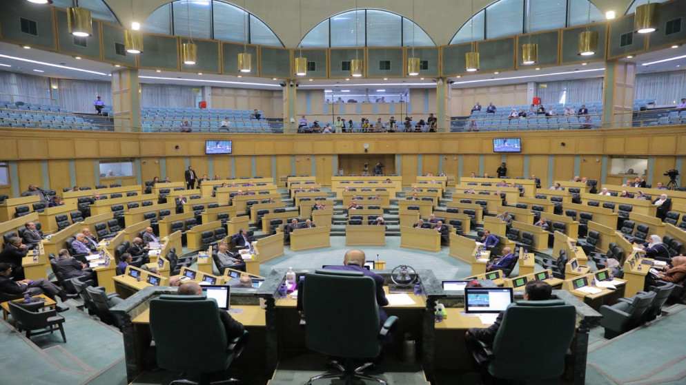 مجلس النواب يقر 12 من مواد