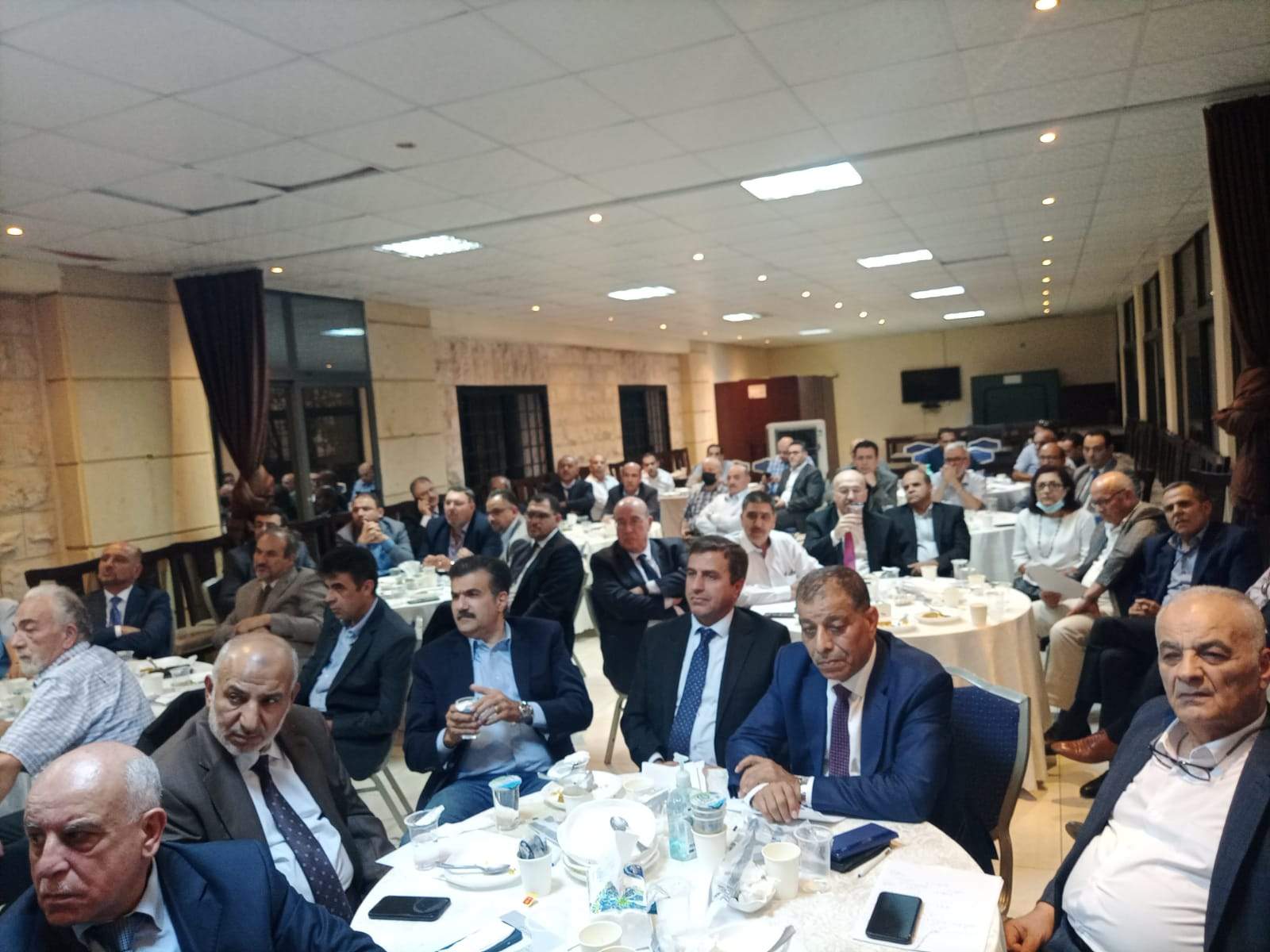 مبادرة نيابية للتوافق على مشروع قانون