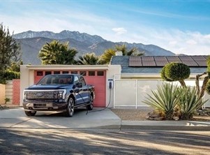 سيارة كهربائية يمكنها إنارة منزلك عند