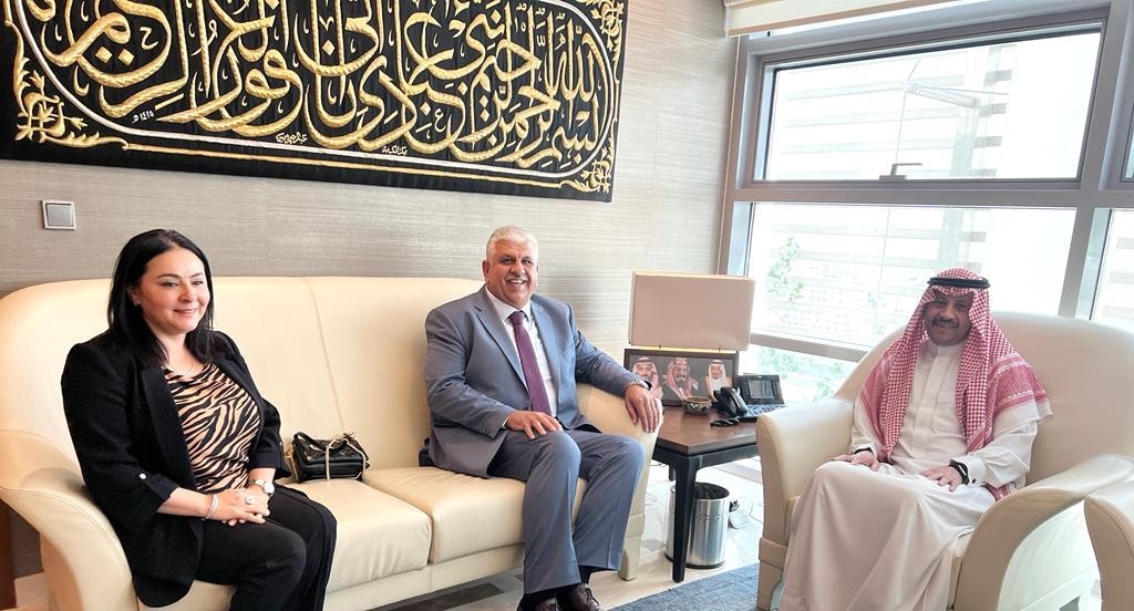 السديري يستقبل مأمون عكروش وشهلاء العجيلي