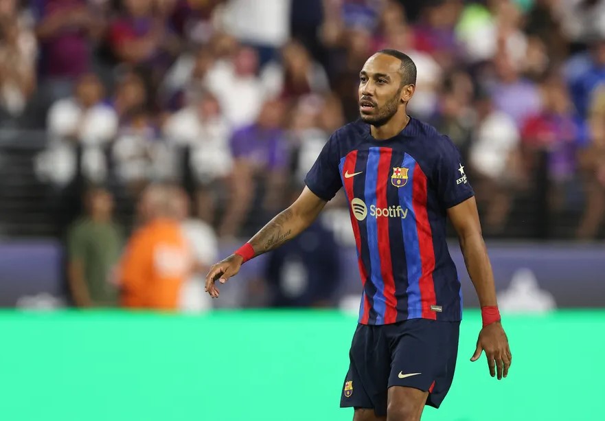 سطو مسلح مرعب على منزل أوباميانج..