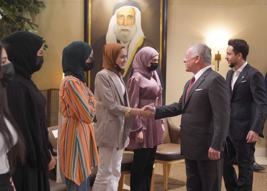 الملك لاوائل التوجيهي: المستقبل الواعد هو