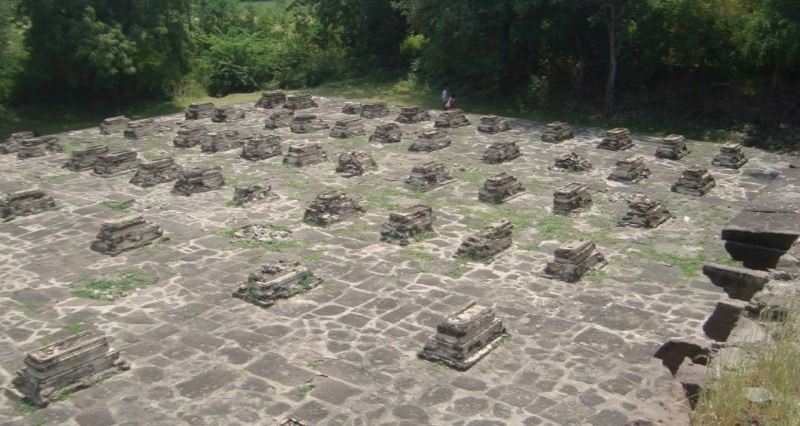 قتل زوجاته وجواريه الـ60 حتى لا