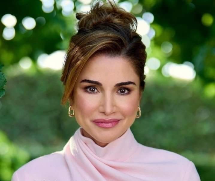 إلى ملكة القلوب في عيدها