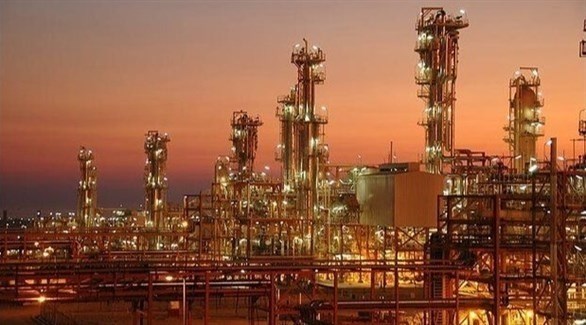 انفجار أقدم مصفاة نفط في إيران