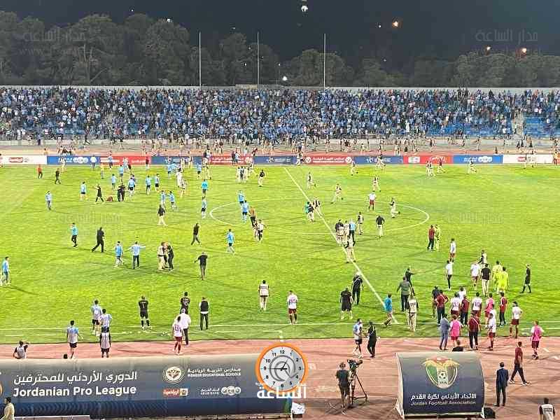 المدعي العام يوقف 15 مشجعا من