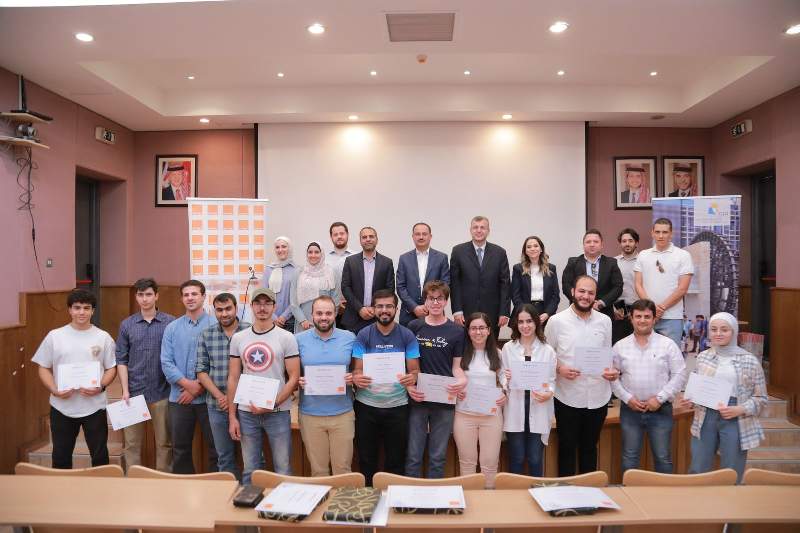 مختبر التصنيع الرقمي المتنقّل من أورنج