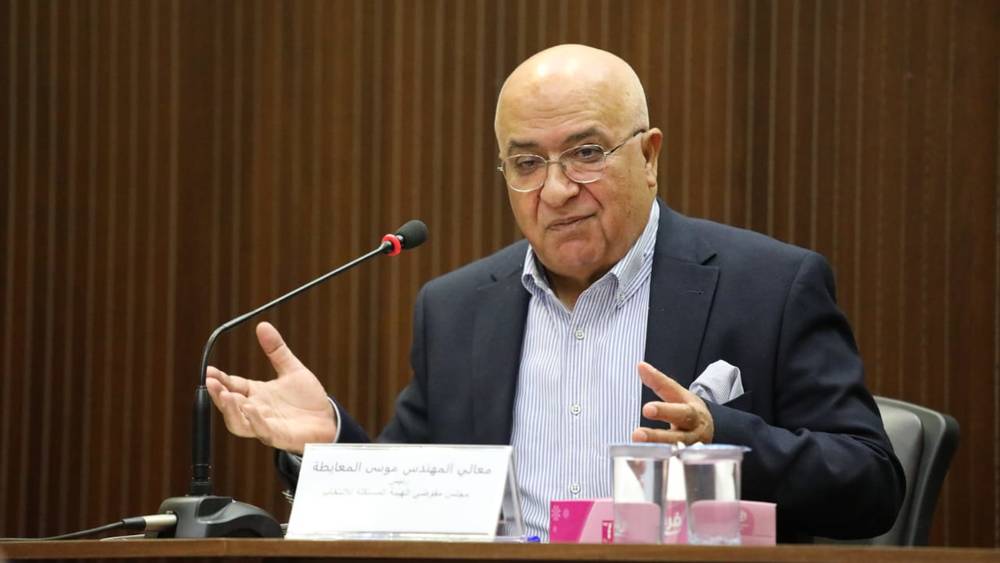 مختصون: المرأة هي المستفيد الأكبر من