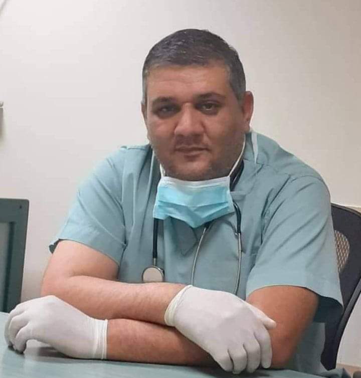 الطبيب فادي حسين مبارك الماجستير بالادارة