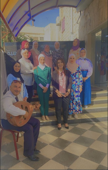 مدرسة الحكمة الأساسية ومديرتها رنا حليم