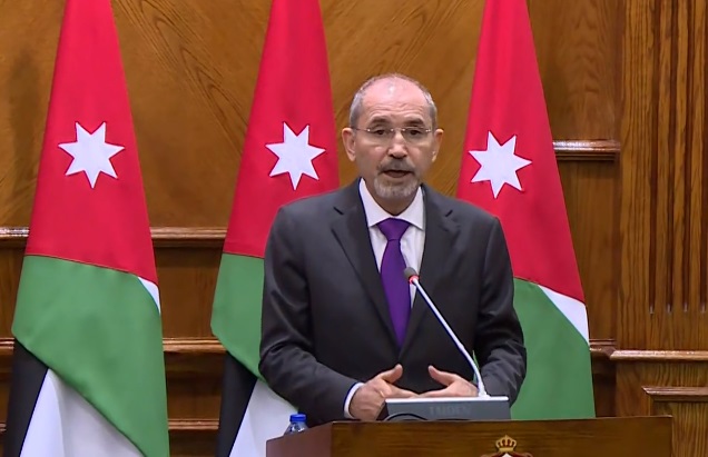 الصفدي: بحثت مع المغرب تسهيل إصدار