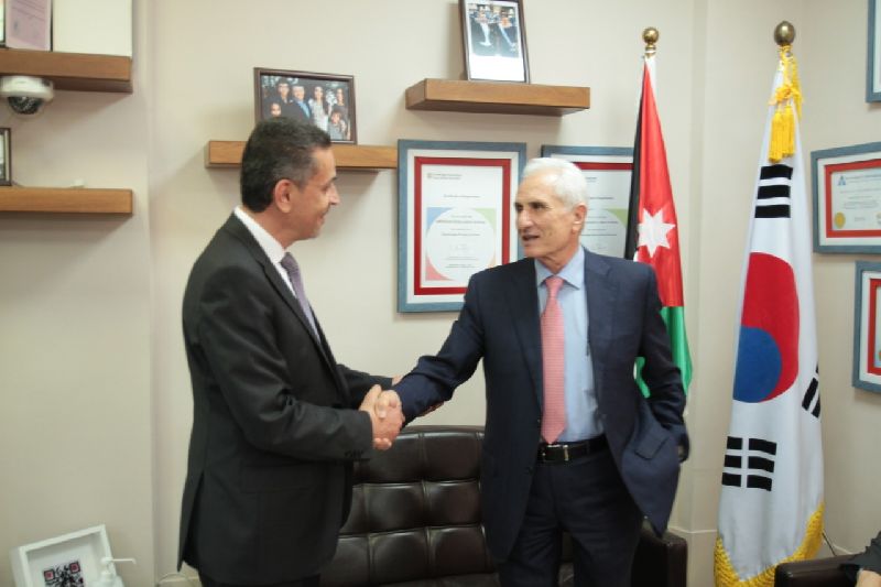 برعاية عويس.. مدارس الجودة الأمريكية تفتتح