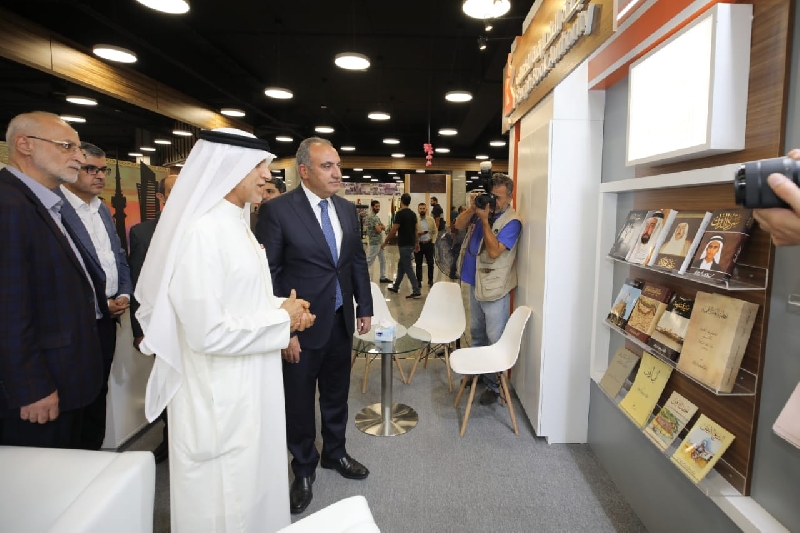 الشواربة يزور المعرض الدولي للكتاب