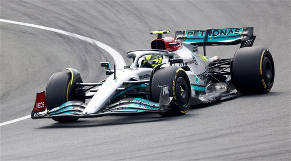 هاميلتون سينطلق من المركز الأخير في