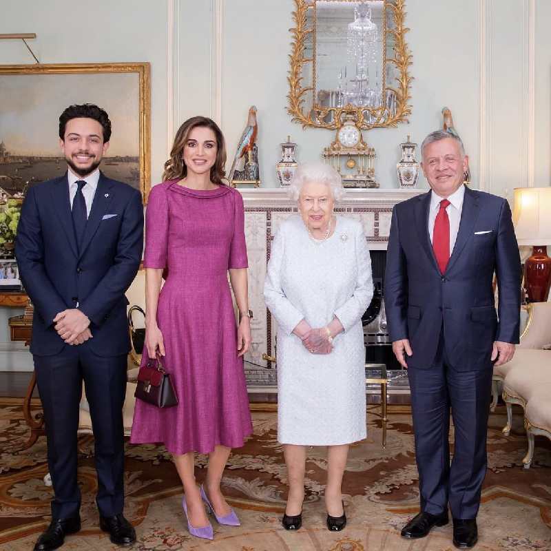ولي العهد معزيا بالملكة إليزابيث: كانت