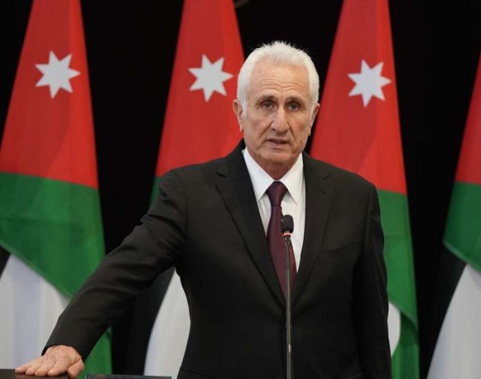 عويس: لن نستحدث أية تخصصات جديدة