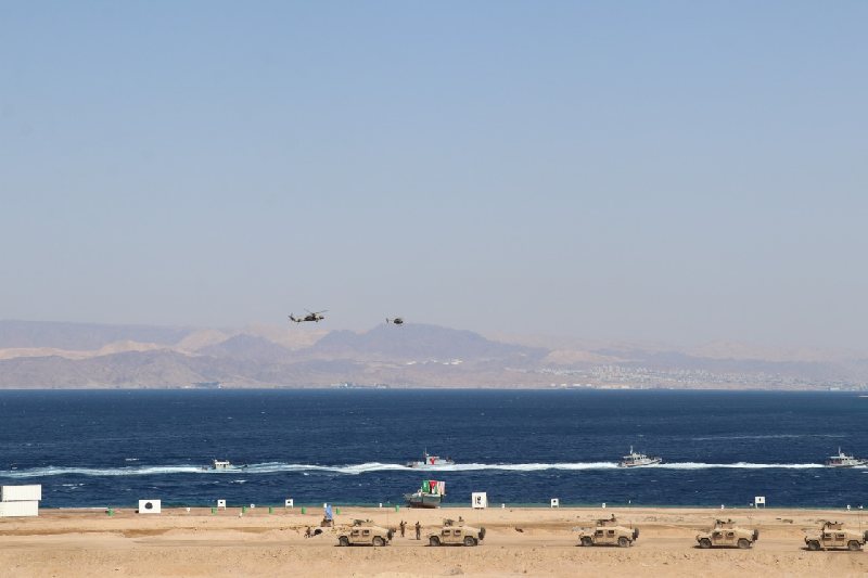 القوة البحرية تنفذ تمرينا تعبويا ضمن